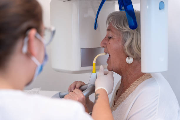 Best Cracked Tooth Emergency Dentist  in Moss Bluff, LA
